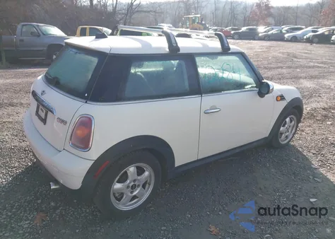 2010 Mini Cooper from USA, damaged, VIN WMWMF3C57ATU76171